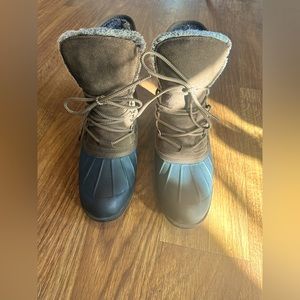Baretraps Fur Lined/ Leather Waterproof Thermal snow boots